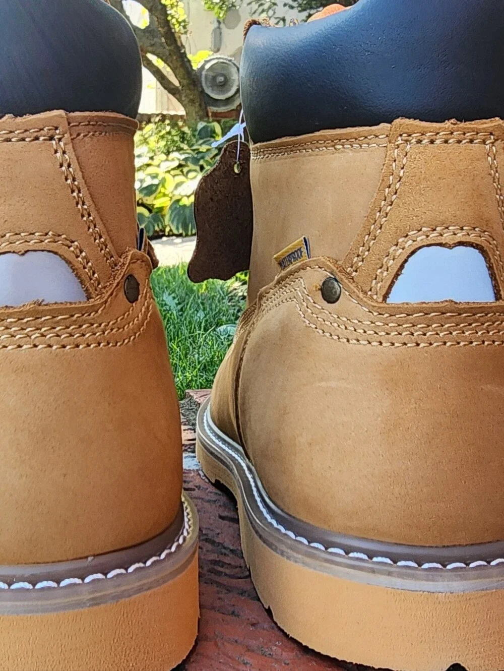 Jerko Men's Tan Work Boots with Padded Collar and Lace-Up Support